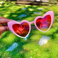 Load image into Gallery viewer, Heart Sunglasses
